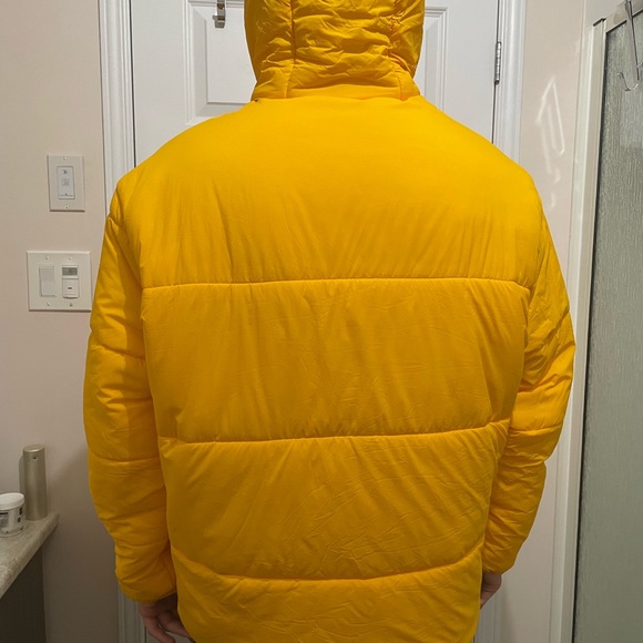 New Tommy Hilfiger MENS yellow winter jacket in amazing condition! - Picture 7 of 10